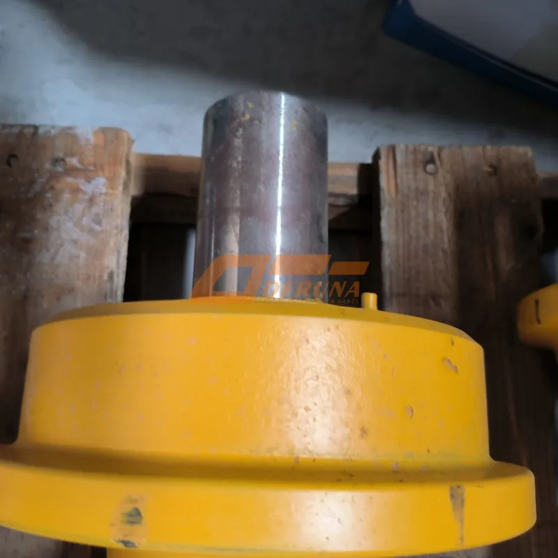 16Y-40-06000 Carrier Roller