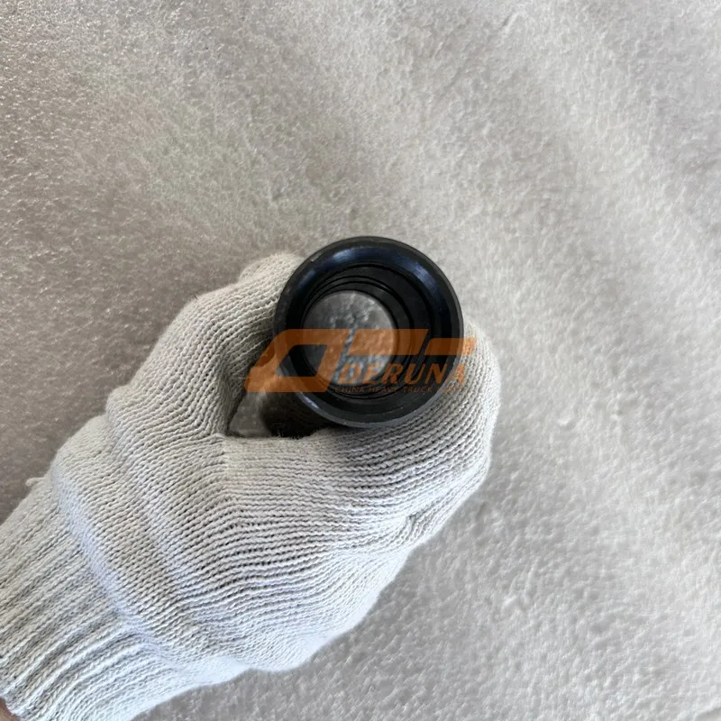 WG9000520079 Elastic Bushing Rear Axle 4X2 (4) (98X40X30)